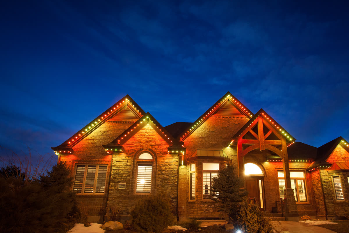 Hidden Costs of Permanent Lighting (And How to Avoid Them)