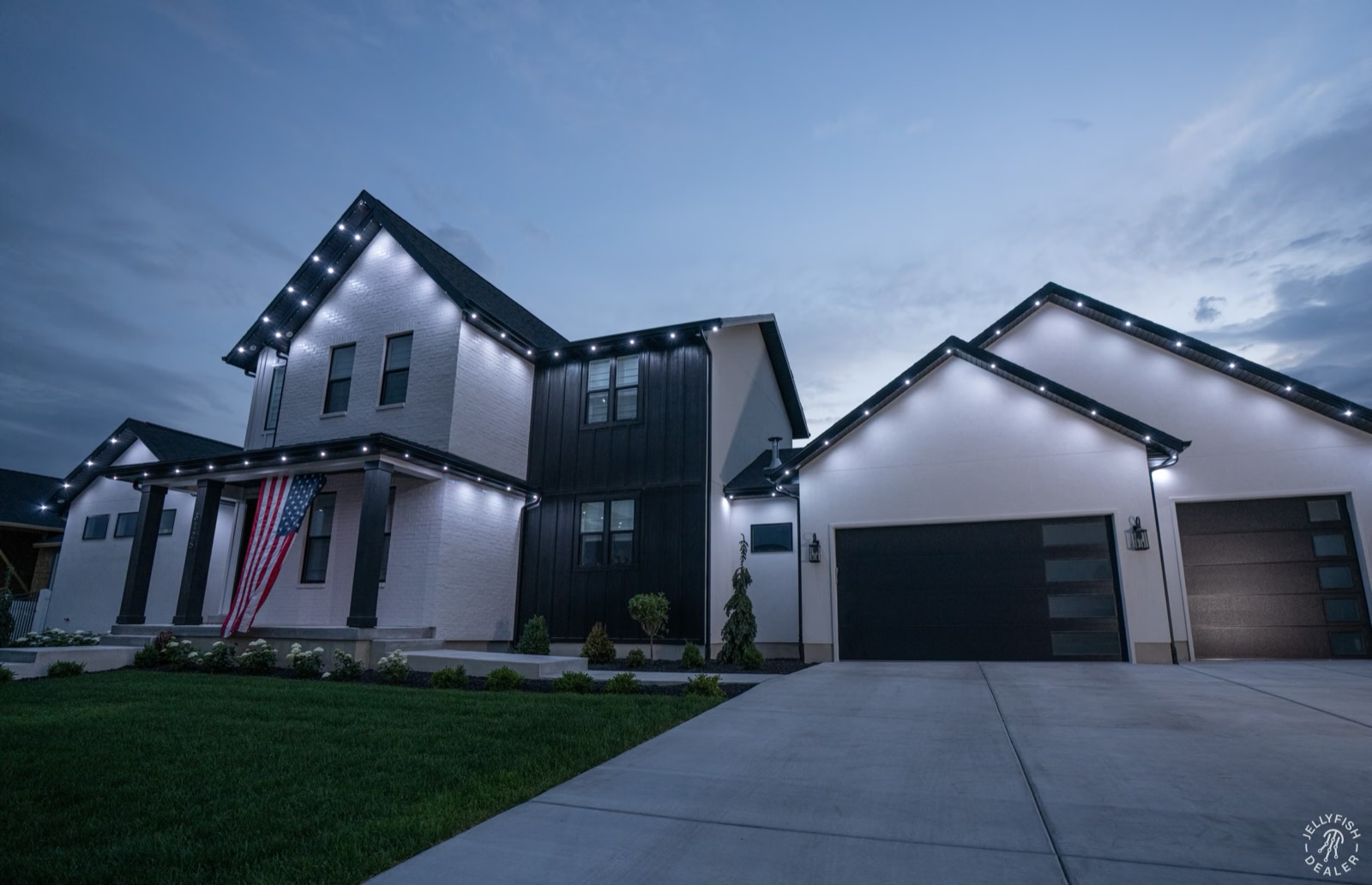 Custom Architectural Lighting install by Twilight Zone Permanent Lighting