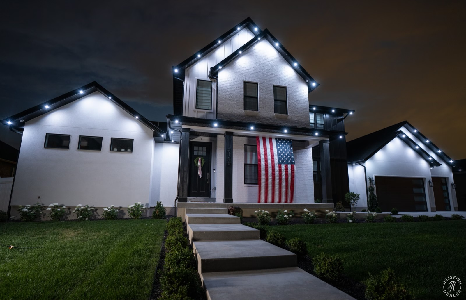 Year-Round Permanent Lighting install by Twilight Zone Permanent Lighting
