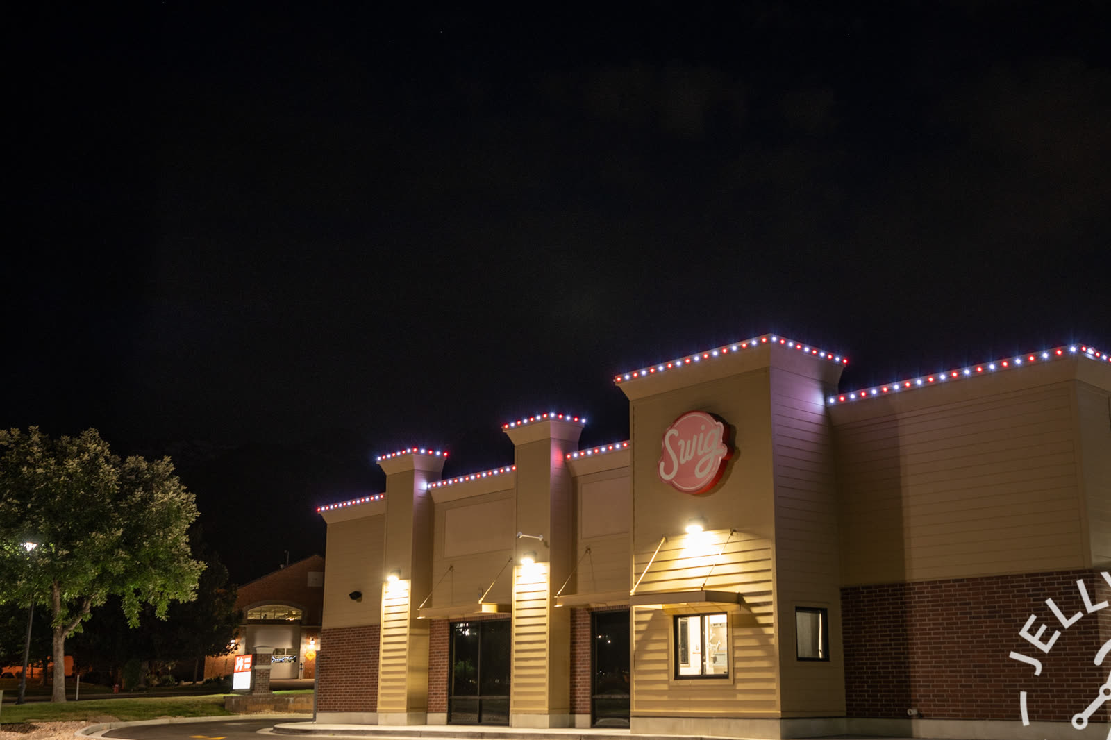Restaurant & Bar Permanent Lighting commercial install by Twilight Zone
