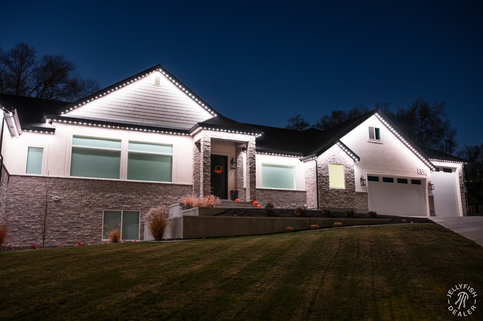 Outdoor Security Lighting install by Twilight Zone Permanent Lighting
